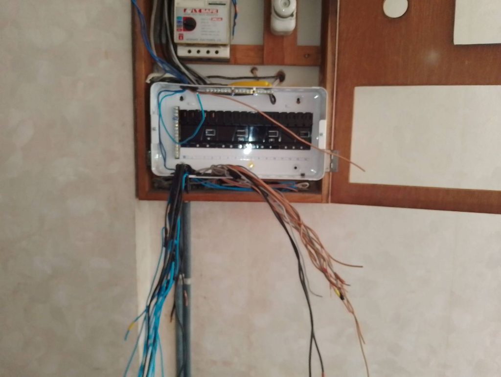 งานติดตั้งตู้คอนซูมเมอร์