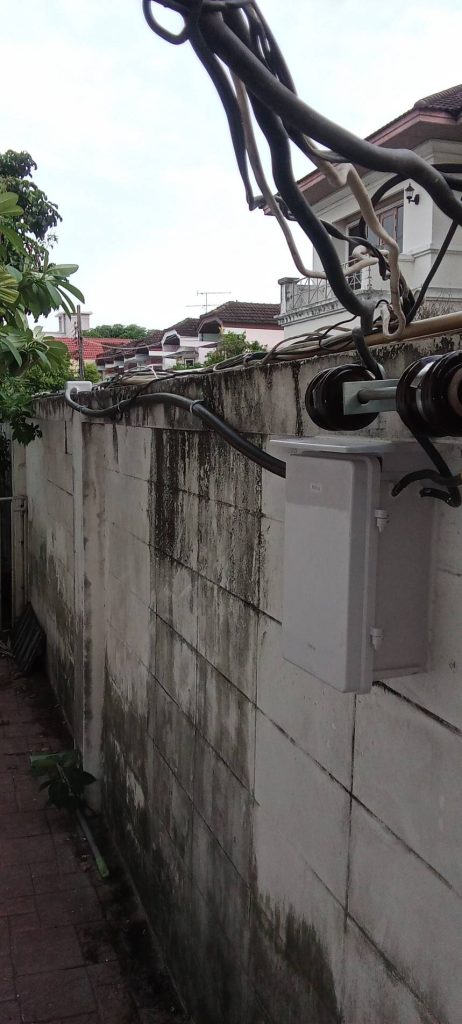 แนวท่อสายไฟ