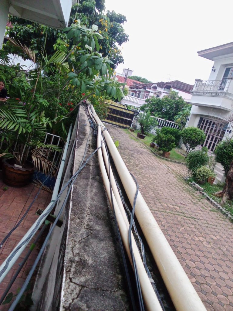 แนวท่อสายไฟ