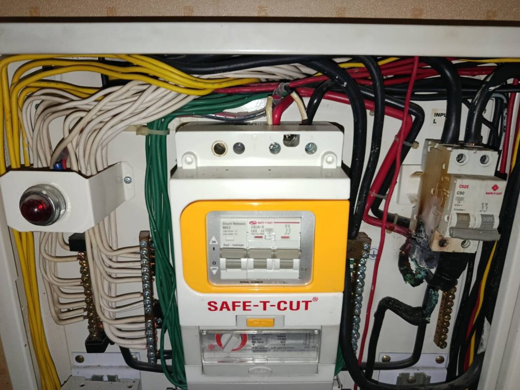 เซฟทีคัท