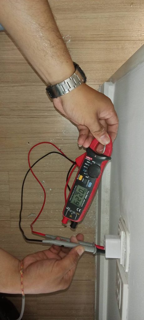 วัดกระแสปลั๊กไฟ