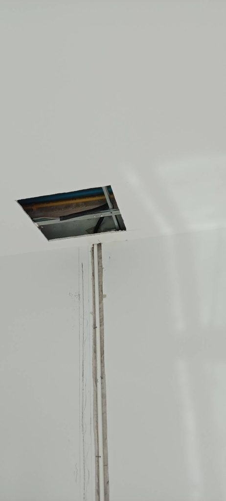 งานฝังท่อสายไฟ