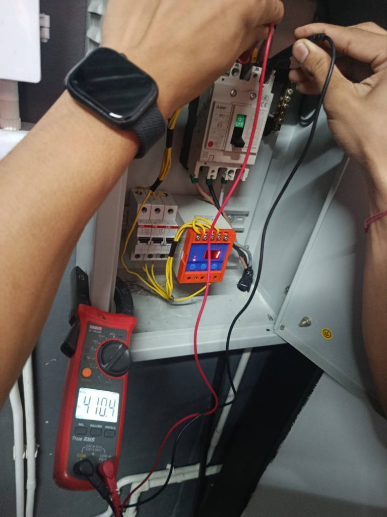 วัดไฟเมนเบรกเกอร์