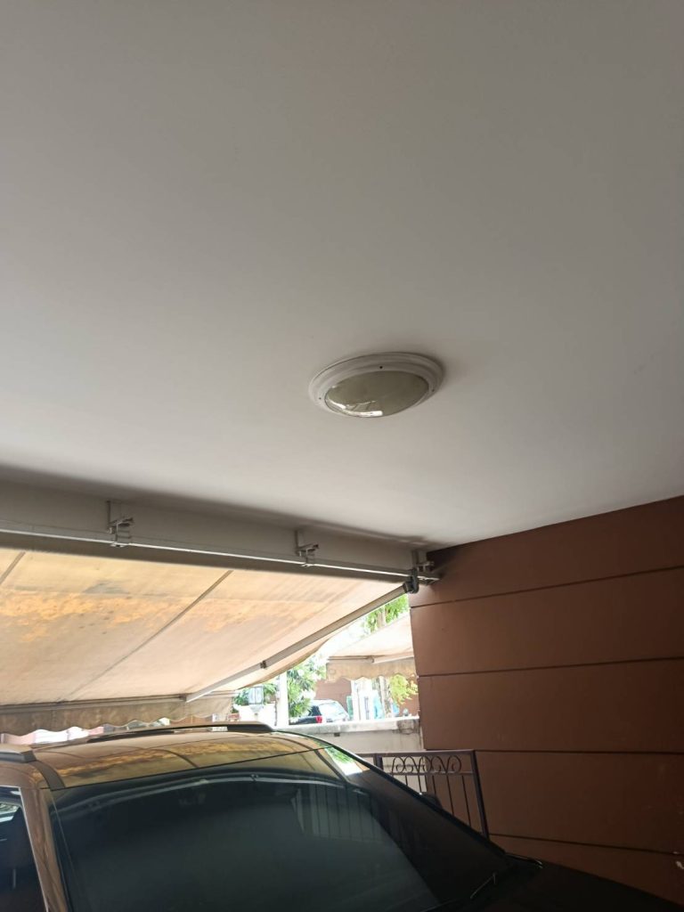 โคมไฟดาวน์ไลท์แบบติดลอย