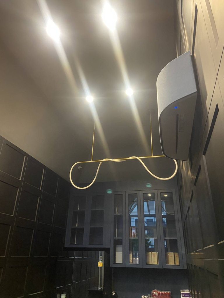 ติดตั้งไฟดาวไลท์