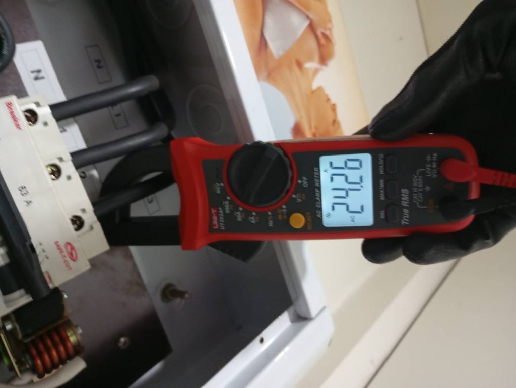 คล้องวัดกระแส