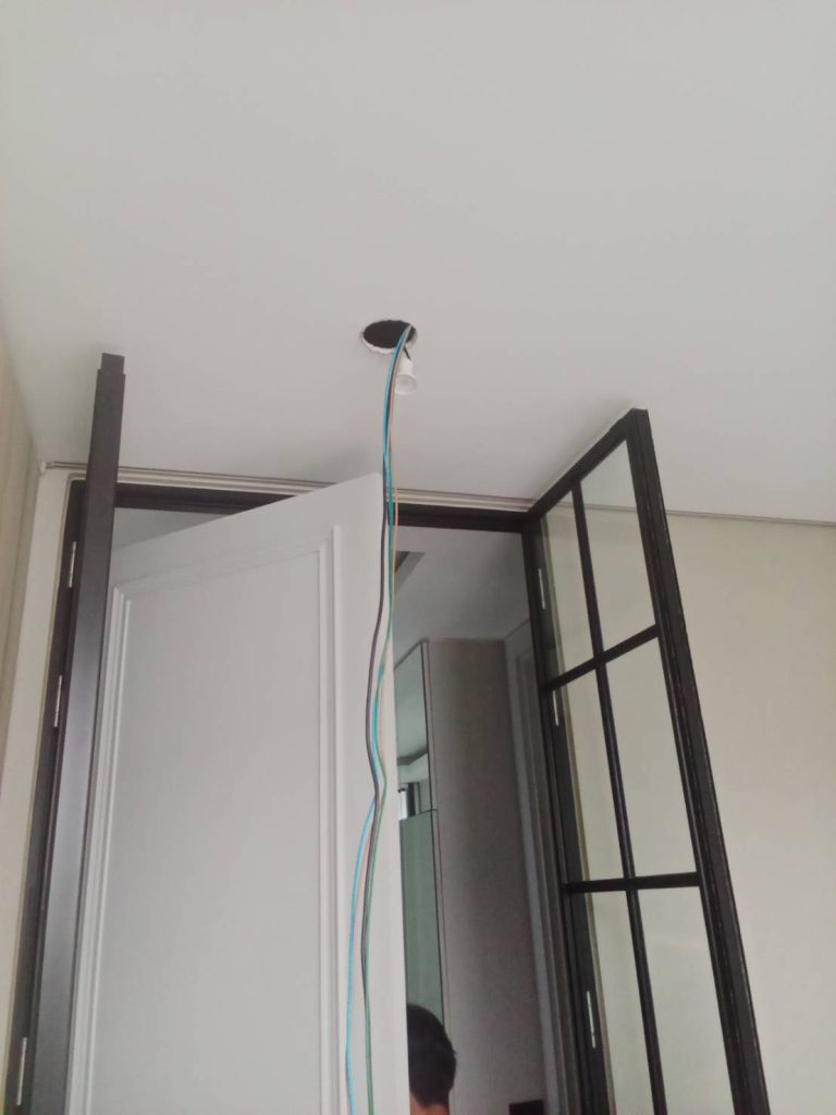 เดินสายไฟดาวน์ไลท์