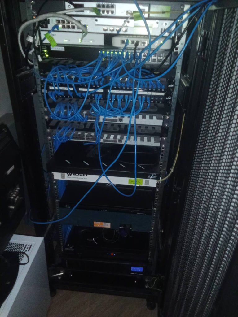 เครื่องเซิฟเวอร์