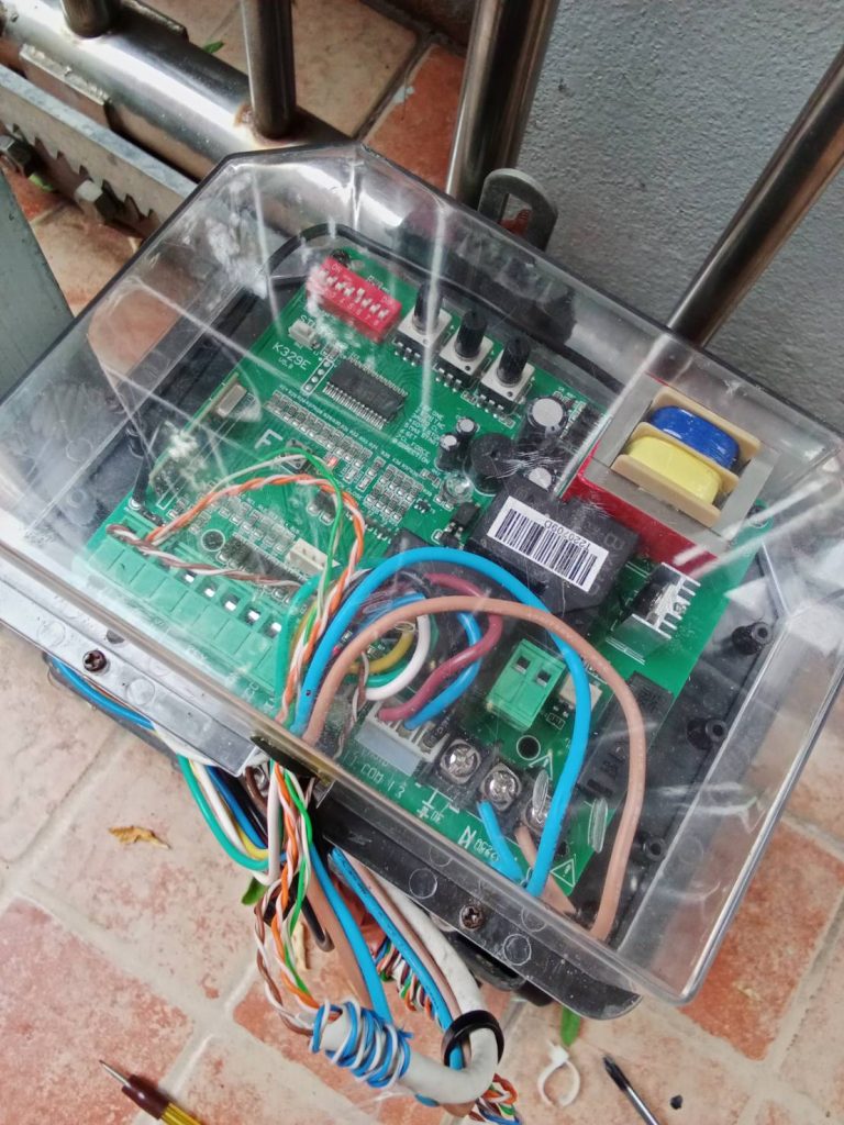 มอเตอร์ประตูรีโมท