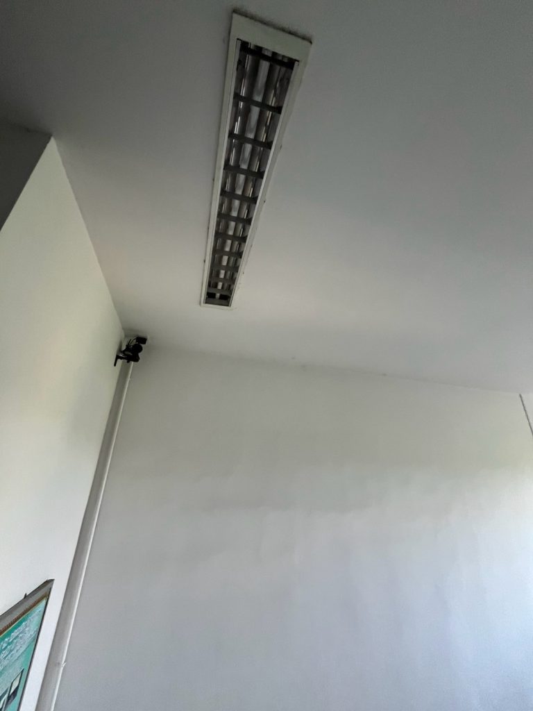 โคมฟลูออเรสเซนต์