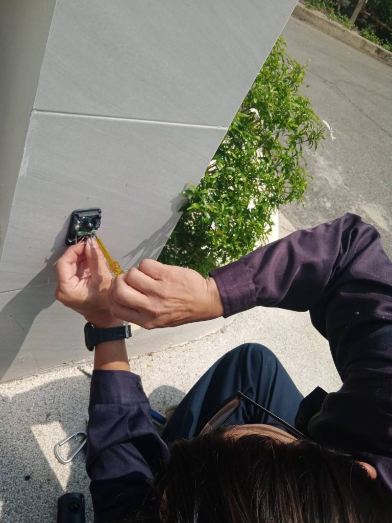 ซ่อมเซ็นเซอร์กันหนีบ