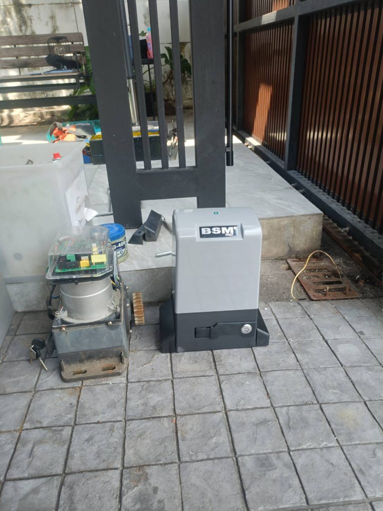 มอเตอร์ประตูรีโมท