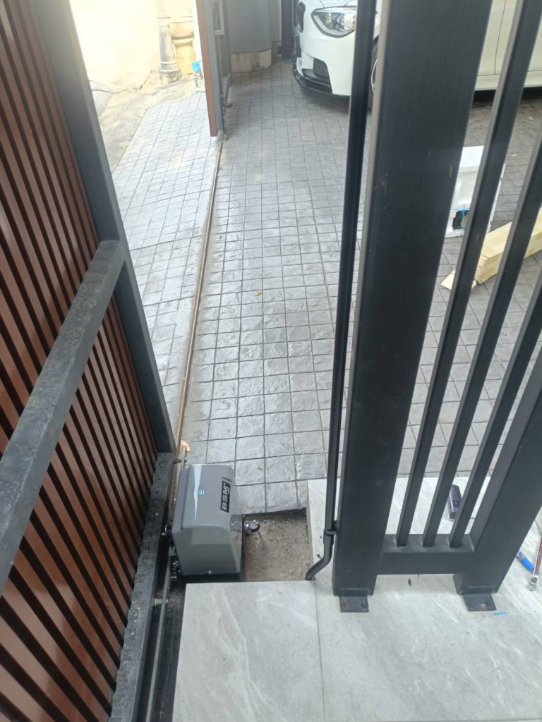 มอเตอร์ประตูรีโมท