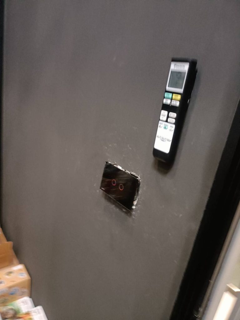 รื้อสวิตช์เช็กสายไฟ