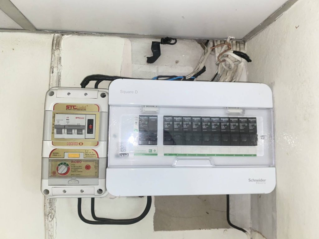 ตู้คอนซูมเมอร์และเซฟทีคัท