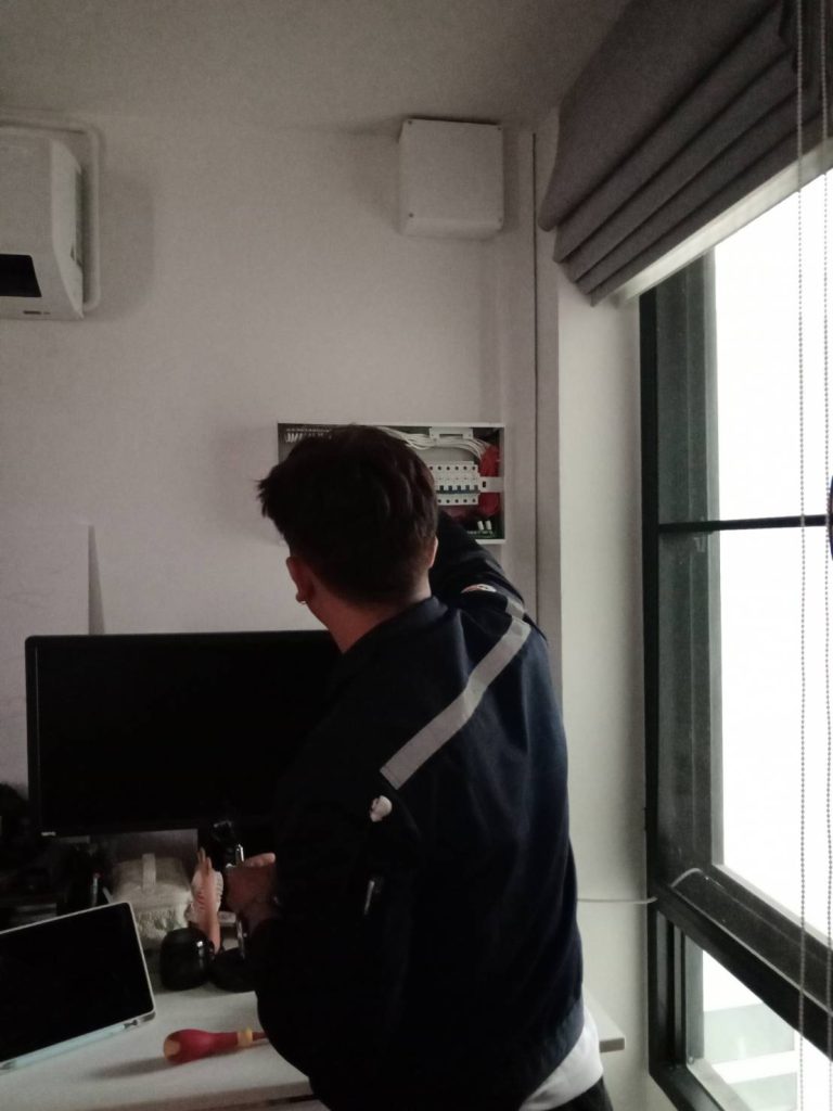 ตรวจเช็กตู้คอนซูมเมอร์