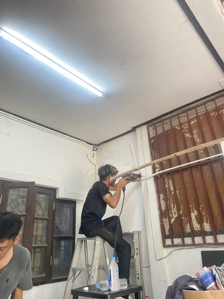 เดินท่อร้อยสาย