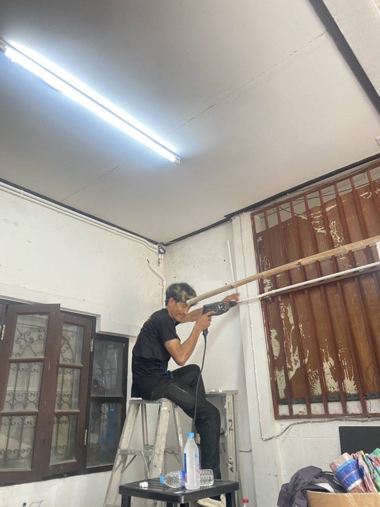 เดินท่อร้อยสาย