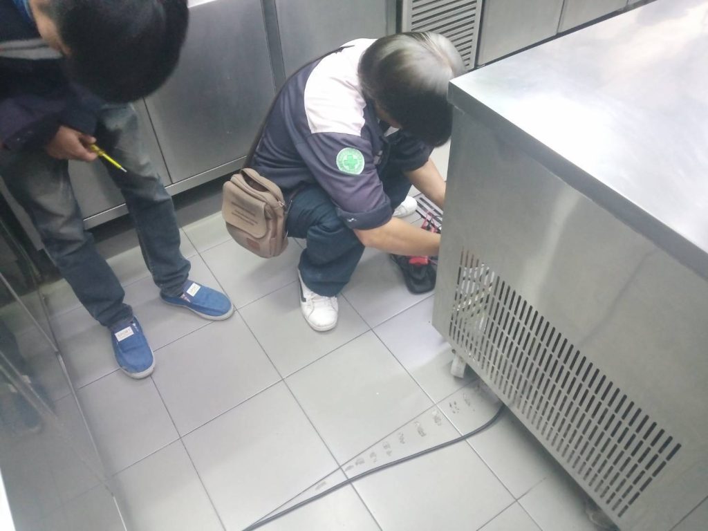 ตรวจสอบอุปกรณ์ไฟฟ้า