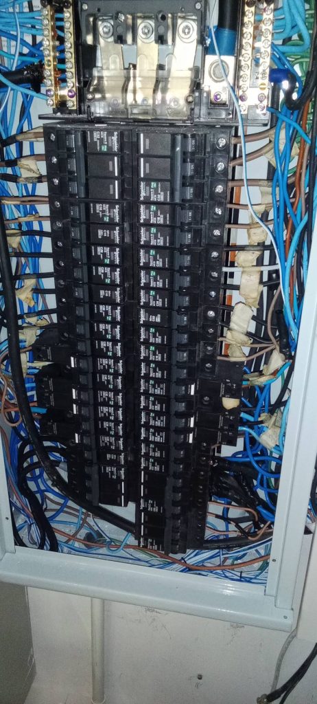 ตู้โหลดเซ็นเตอร์