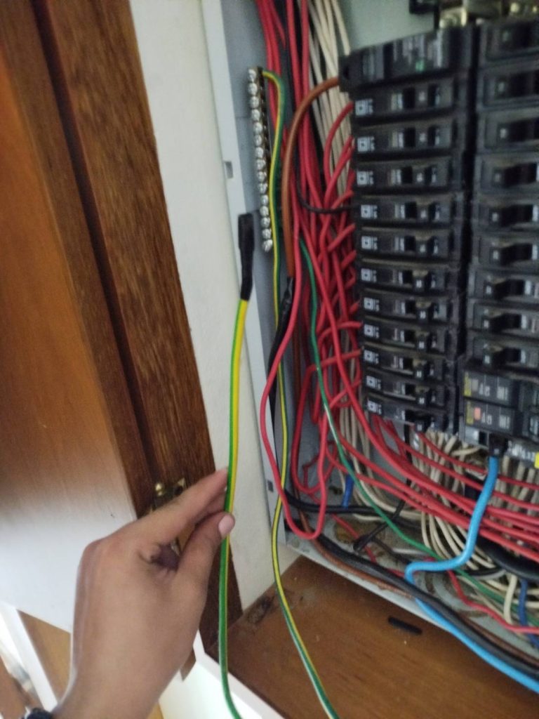 ตรวจเช็กตู้โหลดเซ็นเตอร์