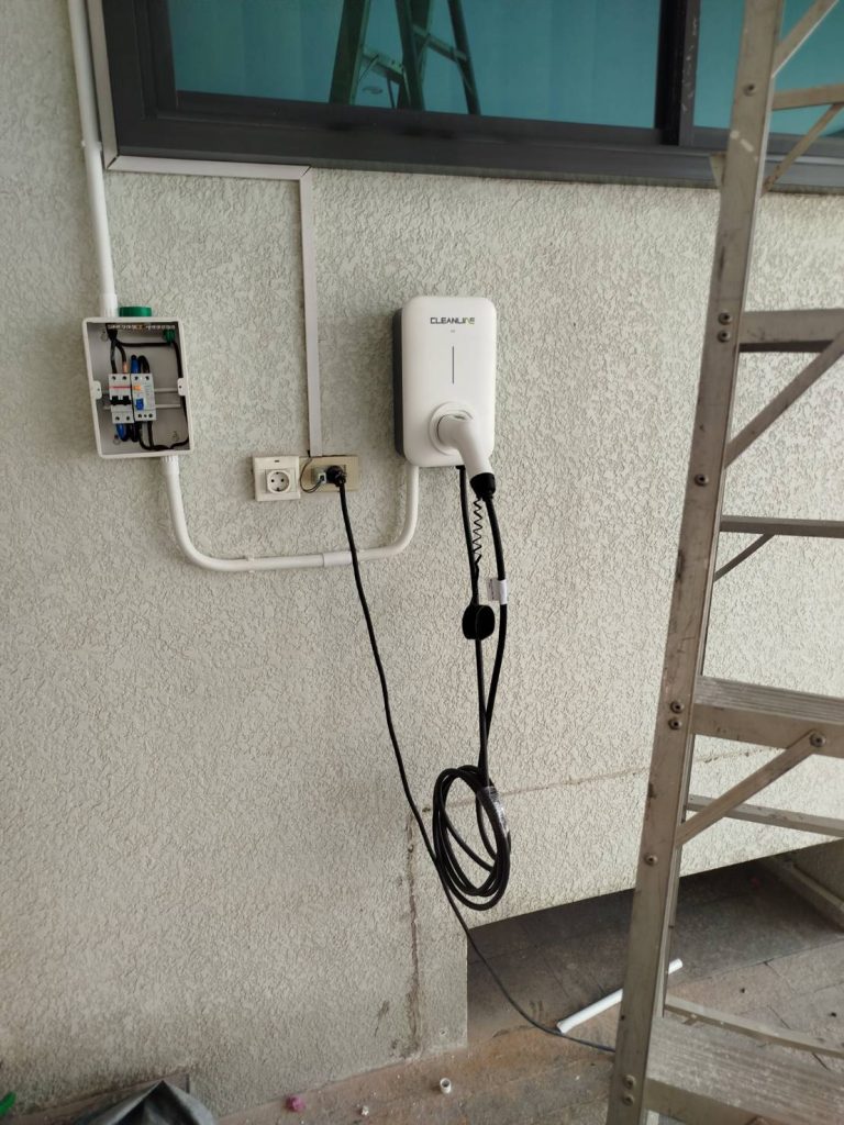 การติดตั้งเครื่องชาร์จรถยนต์ไฟฟ้า (EV Charger)