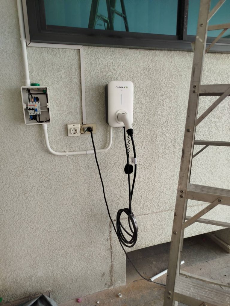 การติดตั้งเครื่องชาร์จรถยนต์ไฟฟ้า (EV Charger)