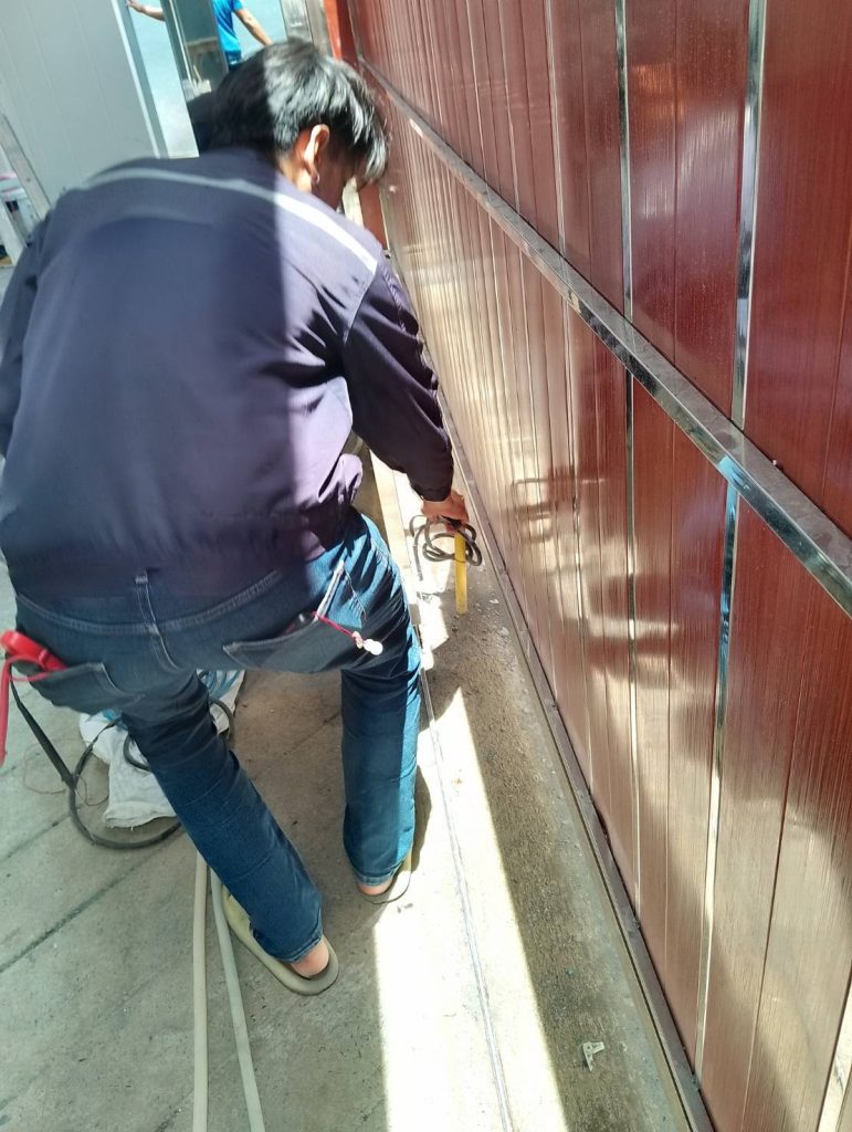 งานแก้สายประตูรีโมท