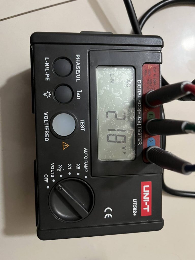 UNI-T UT582+ Digital RCD (ELCB)
