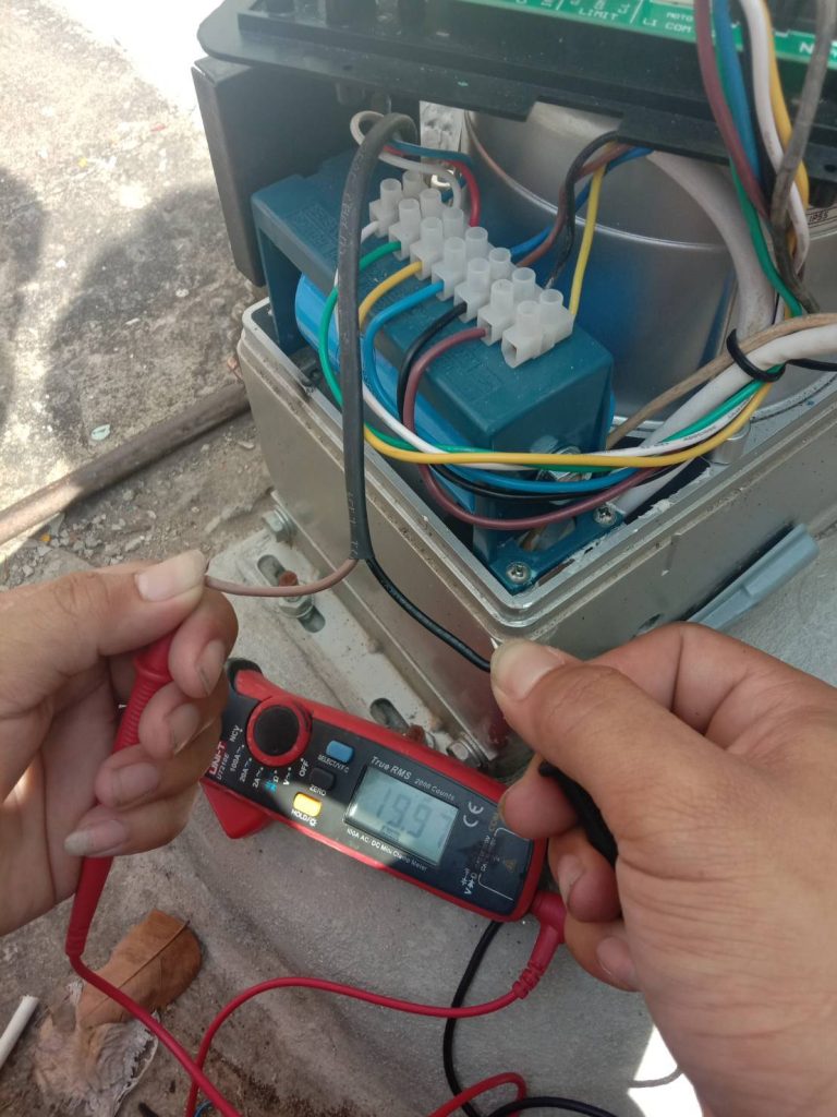 เช็กสายไฟมอเตอร์ประตูรีโมท