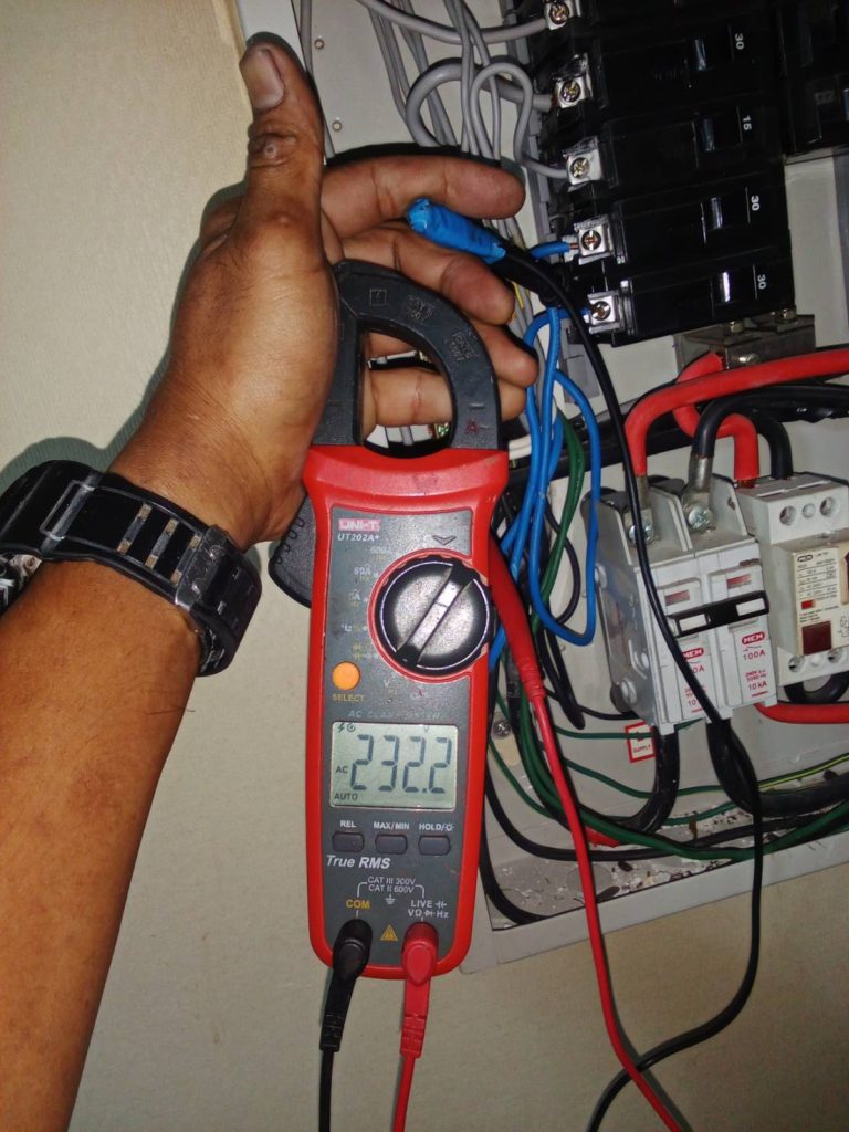 ตรวจเช็กตู้โหลดเซ็นเตอร์