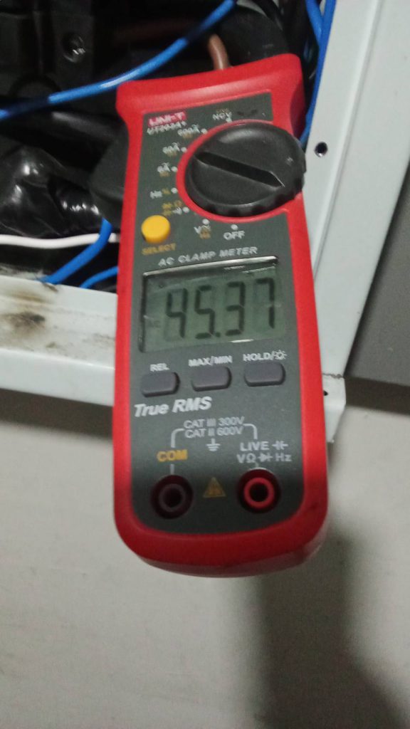 วัดไฟตู้โหลดเซ็นเตอร์