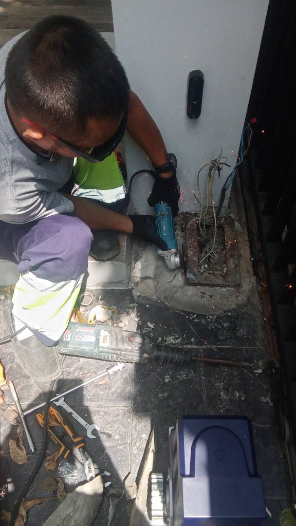 เตรียมจุดติดตั้งมอเตอร์ประตูรีโมท