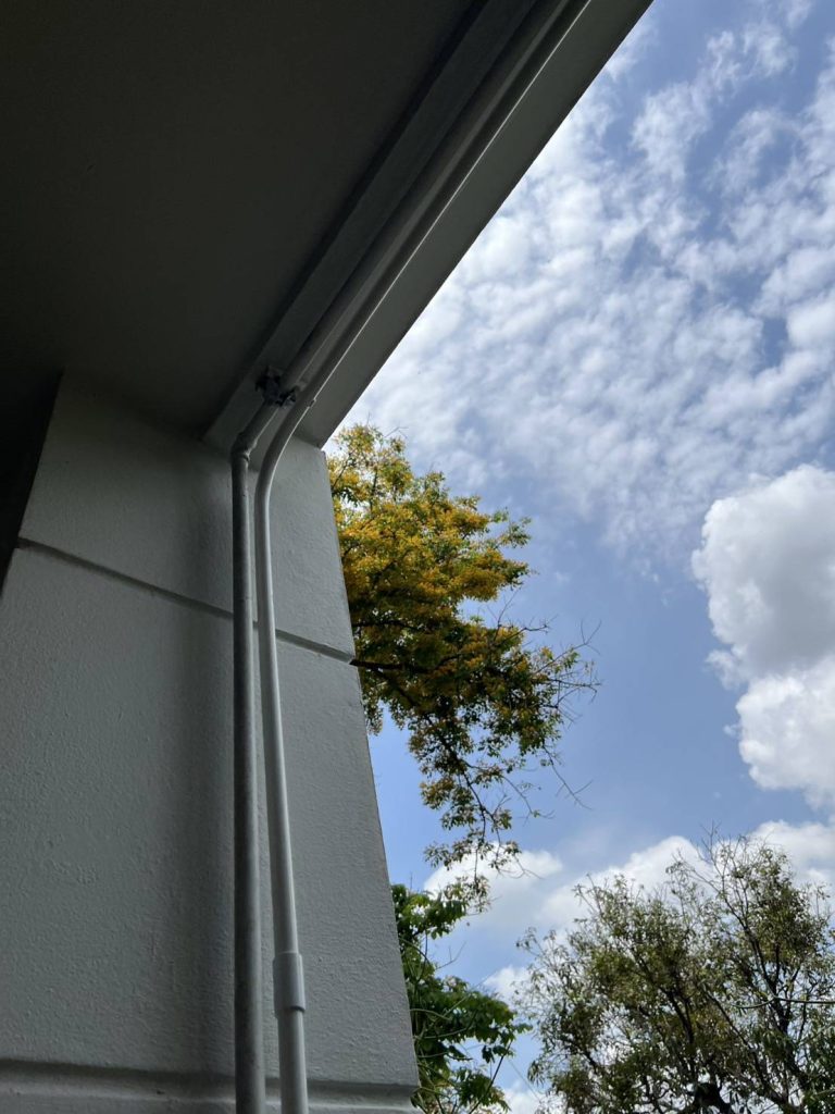 แนวท่อสายไฟ