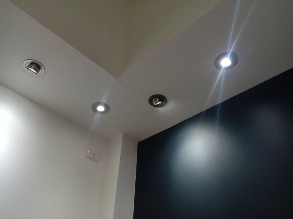 ไฟดาวน์ไลท์