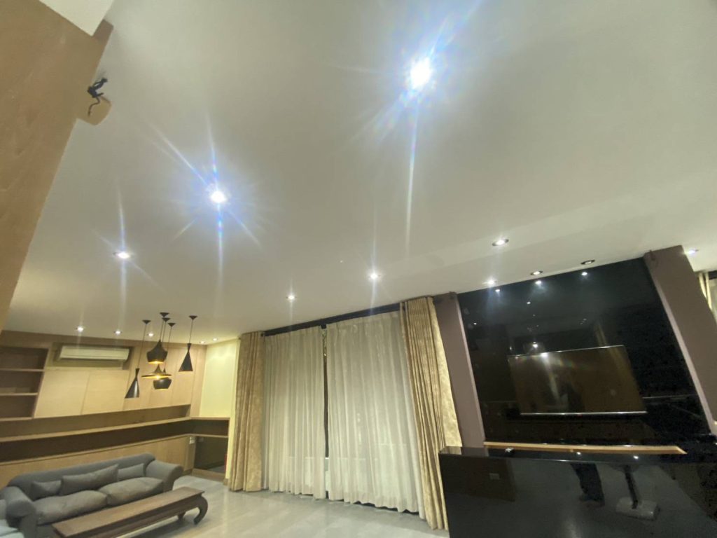 ไฟดาวน์ไลท์