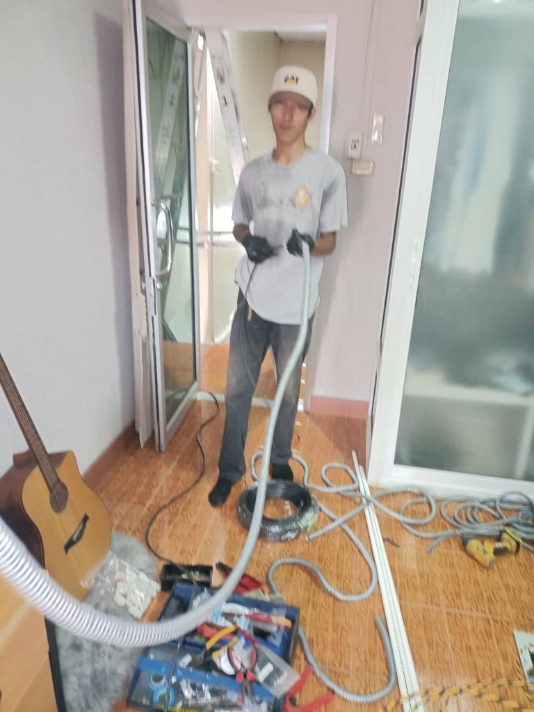 เดินท่อร้อยสาย