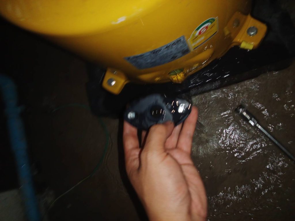 ซ่อมปั๊มน้ำ