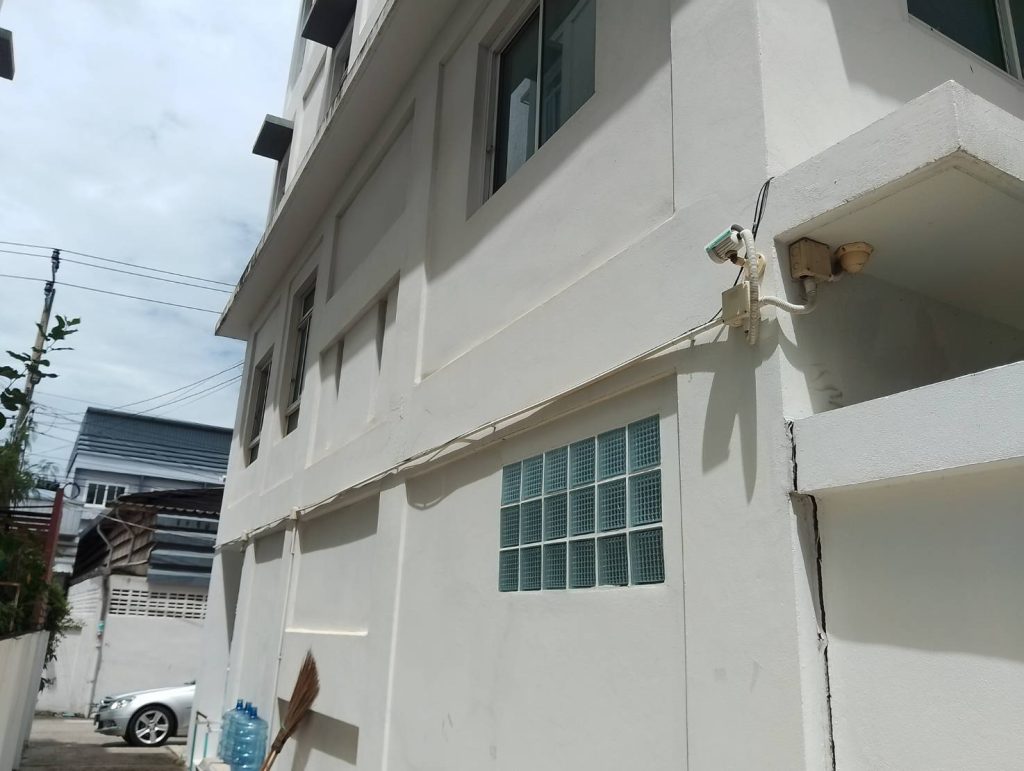 แนวท่อสายไฟ