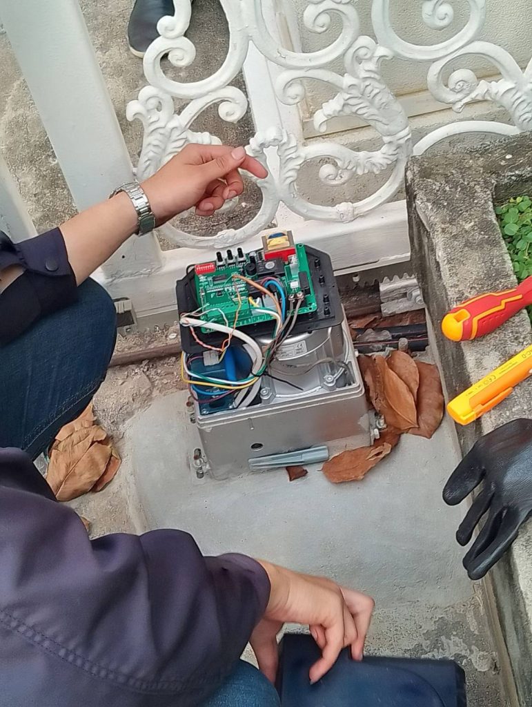ตรวจเช็คมอเตอร์ประตูรีโมท