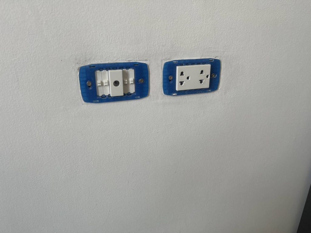 ปลั๊กไฟ