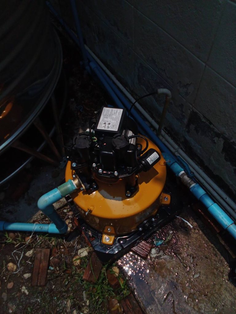 ปั๊มน้ำ