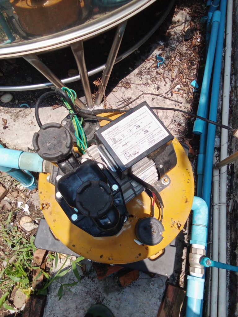 ปั๊มน้ำ