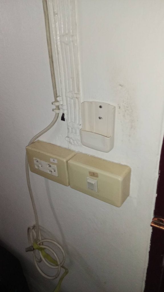 ปลั๊กและสวิตช์