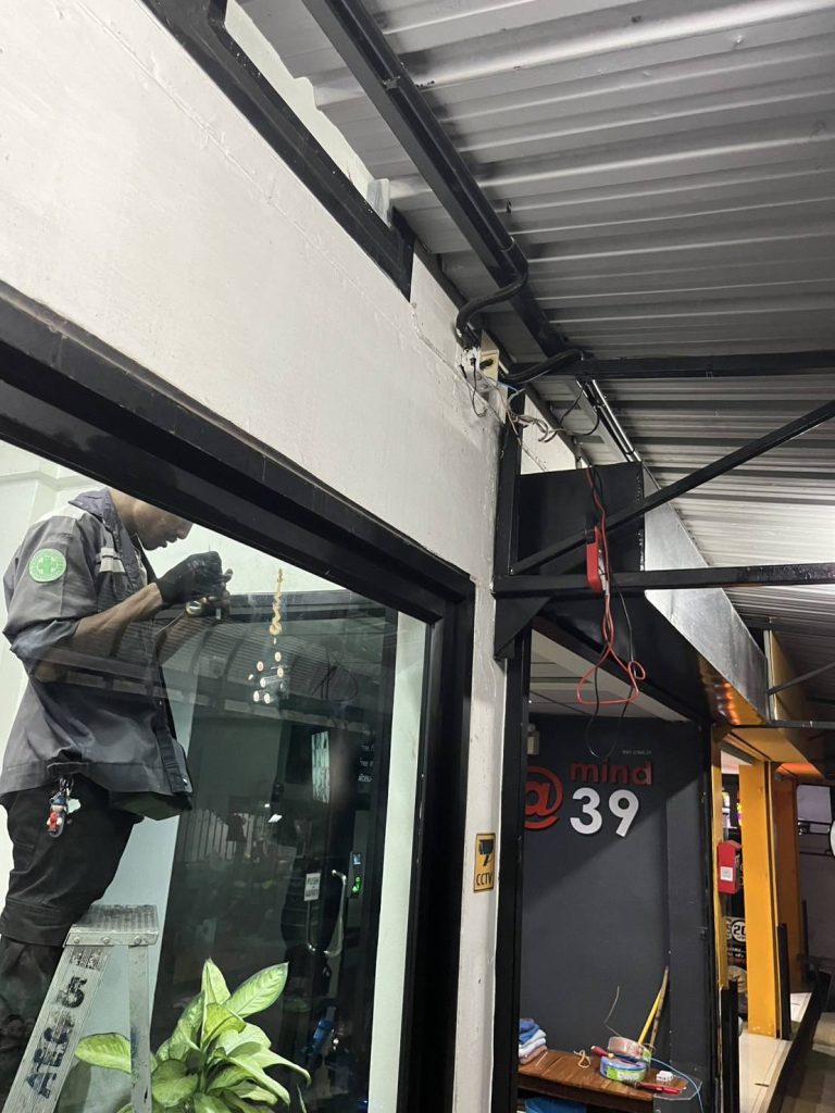 ตรวจเช็กสายไฟ