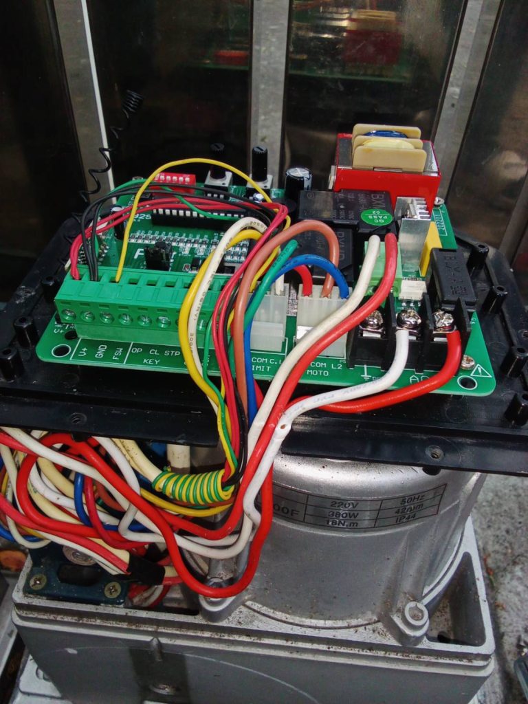 รื้อซ่อมมอเตอร์ประตูรีโมท