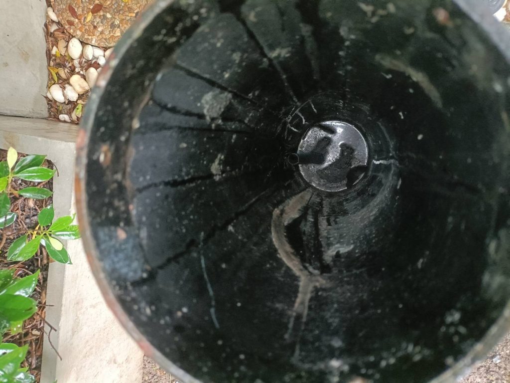 ขั้วโคมไฟแต่งสวน