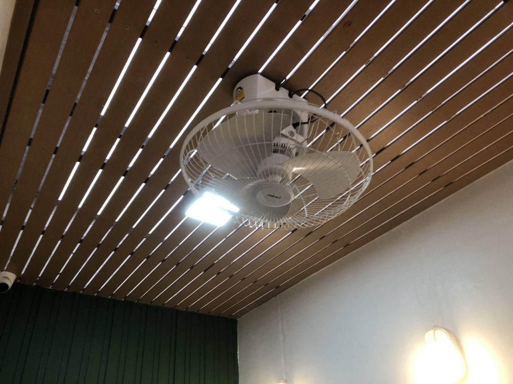พัดลมติดเพดาน