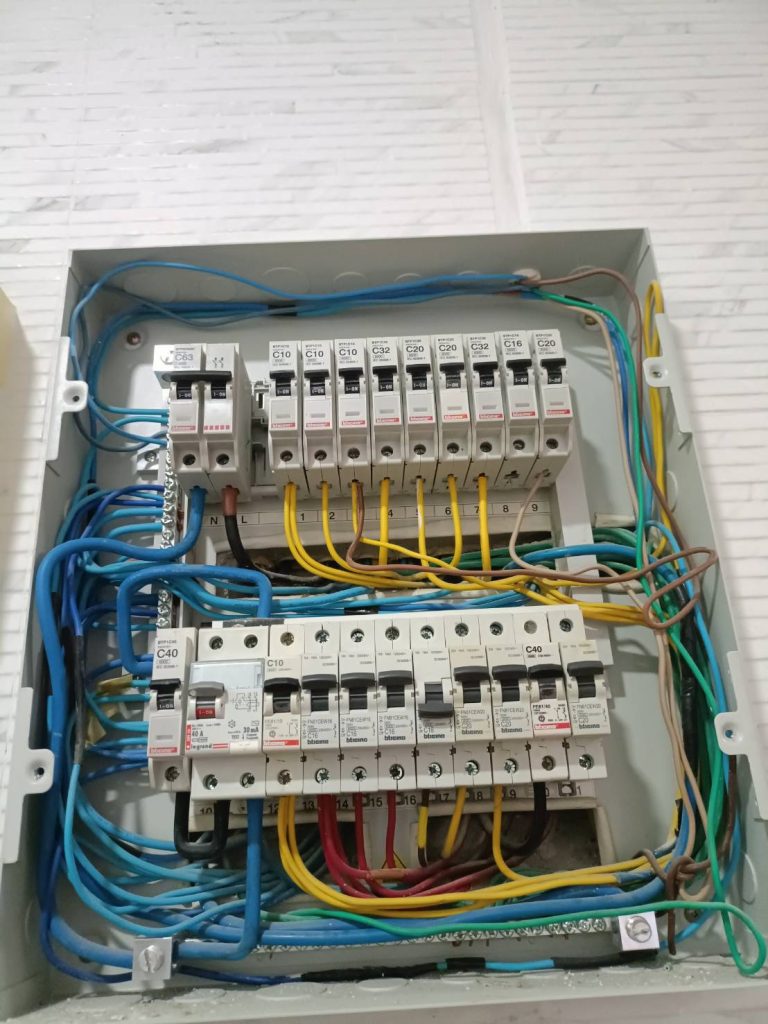 คอนซูมเมอร์2ชั้น