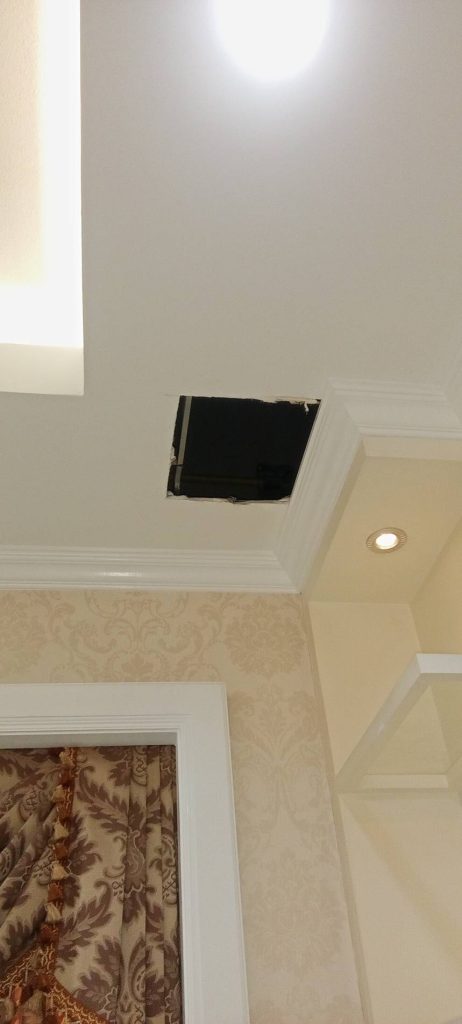 เจาะฝ้าเช็กสายไฟ